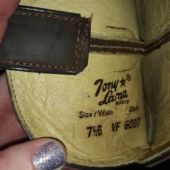 Like new Tony Lama real leather boots - Picture 6 of 6